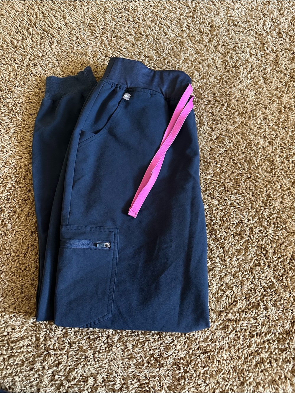 SOLD NA HTF Figs Night Sky Scrub Set S/M - Picture 9 of 14